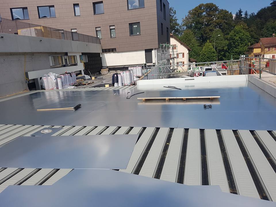 Verlegehilfe über Trapezdach Bild 3